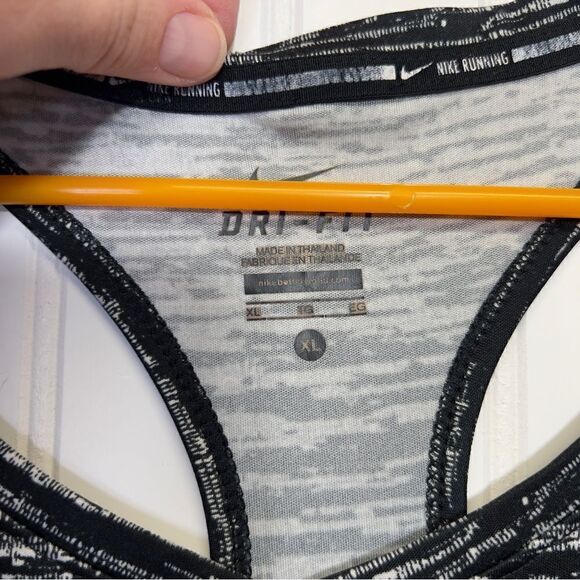 Nike running drip fit XL - Picture 12 of 14